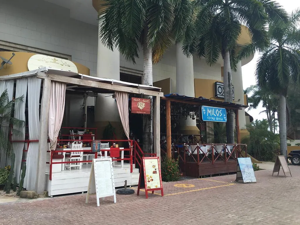 Pueblito Escondido By Hola Home And Land Playa del Carmen